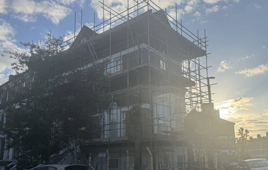 Side, Front & Rear Elevation Scaffolding in Ealing, West London